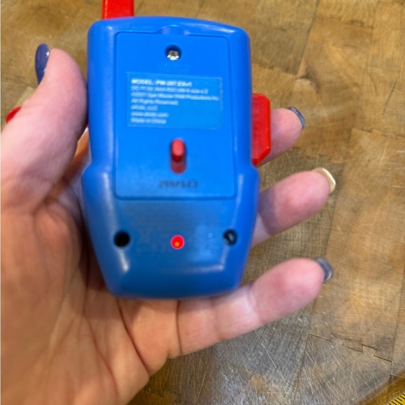 Paw Patrol Red and Blue Walkie Talkies - Picture 4 of 10